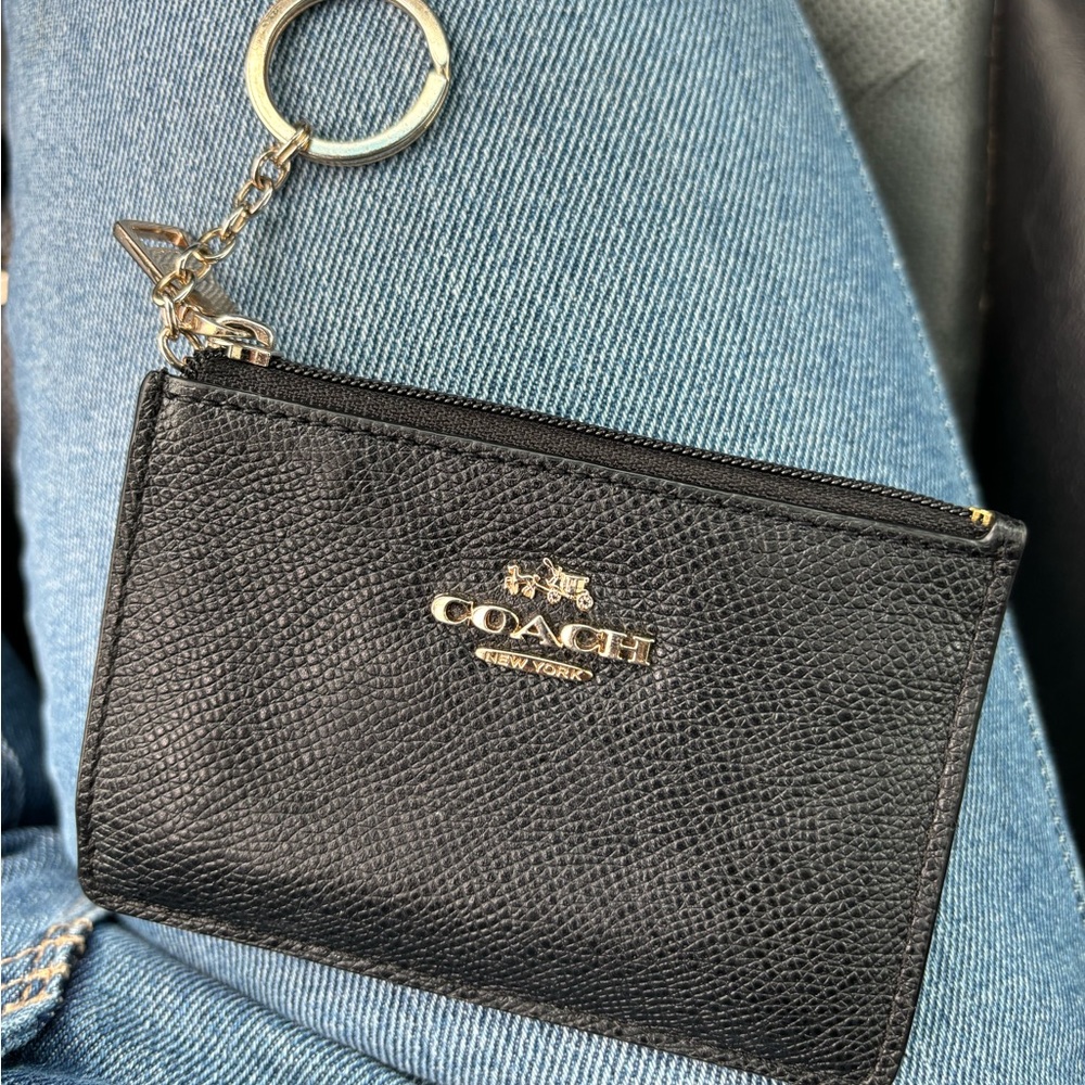 Coach wallet gently used
